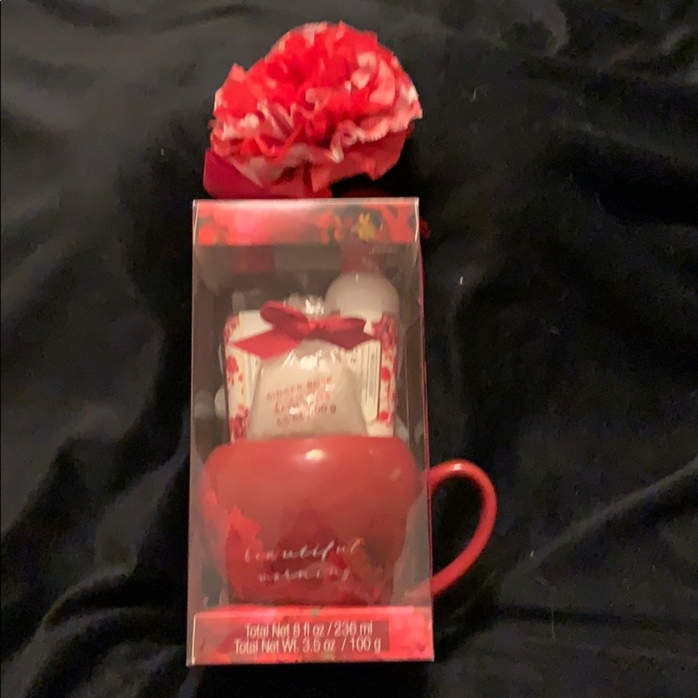 NWOT~”beautiful morning”” OVERSIZED MUG FOR MOM